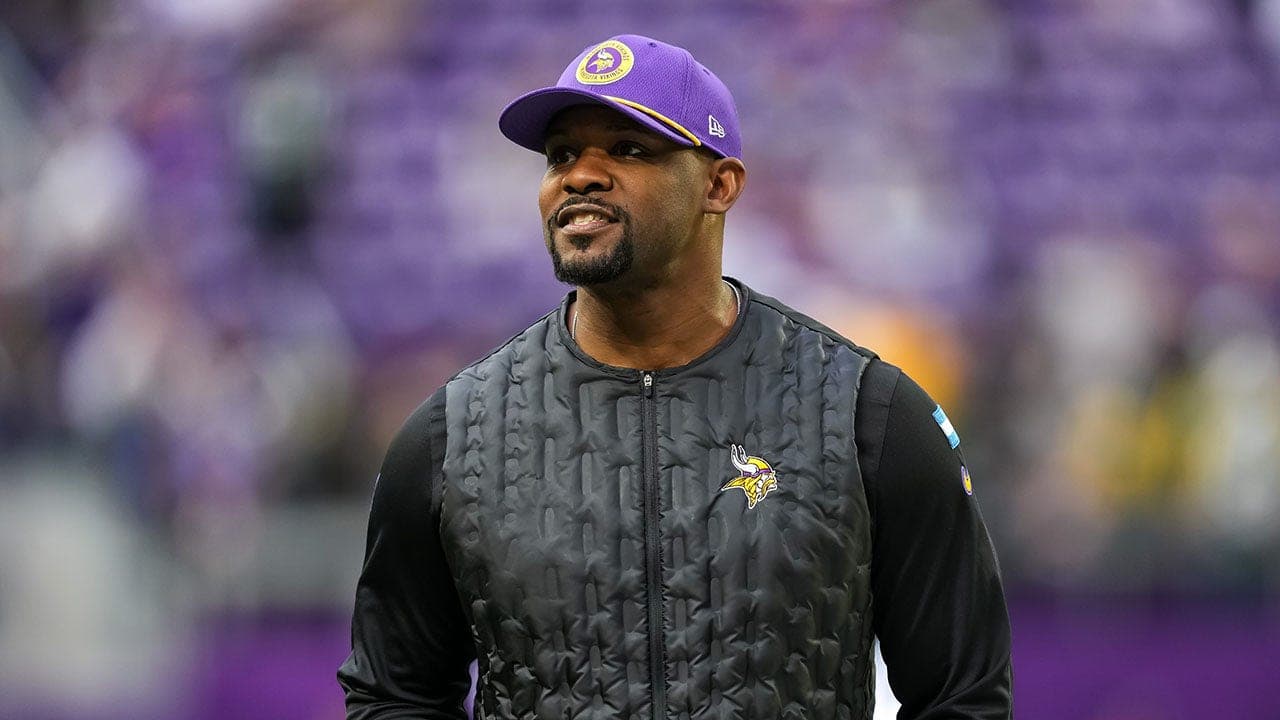 Image for Brian Flores reflects on NFL head coaching courtship, remains 'happy' running Vikings' defense