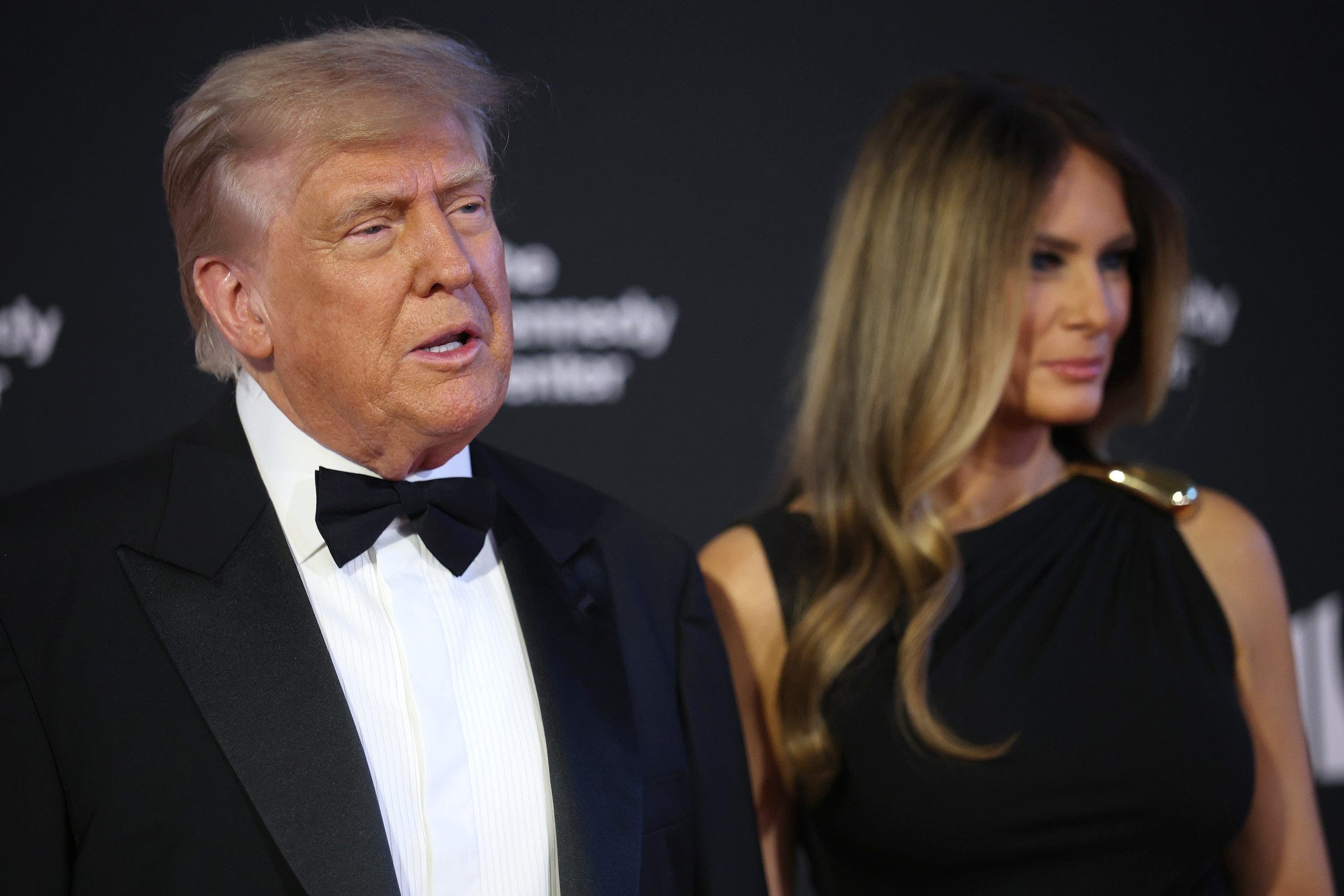 Image for Trump says he is open to extending trade deal deadline for other countries: 'I would'