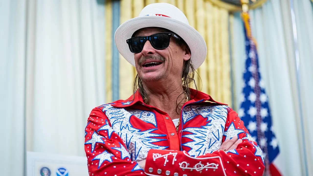 Image for Kid Rock opens new Nashville restaurant and enjoys 'breakfast' in the afternoon