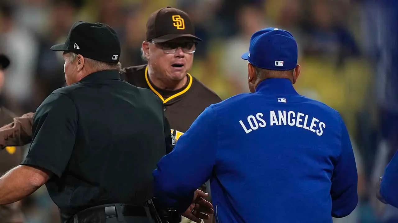 Image for MLB suspends Dodgers and Padres managers after chaotic bench-clearing incident