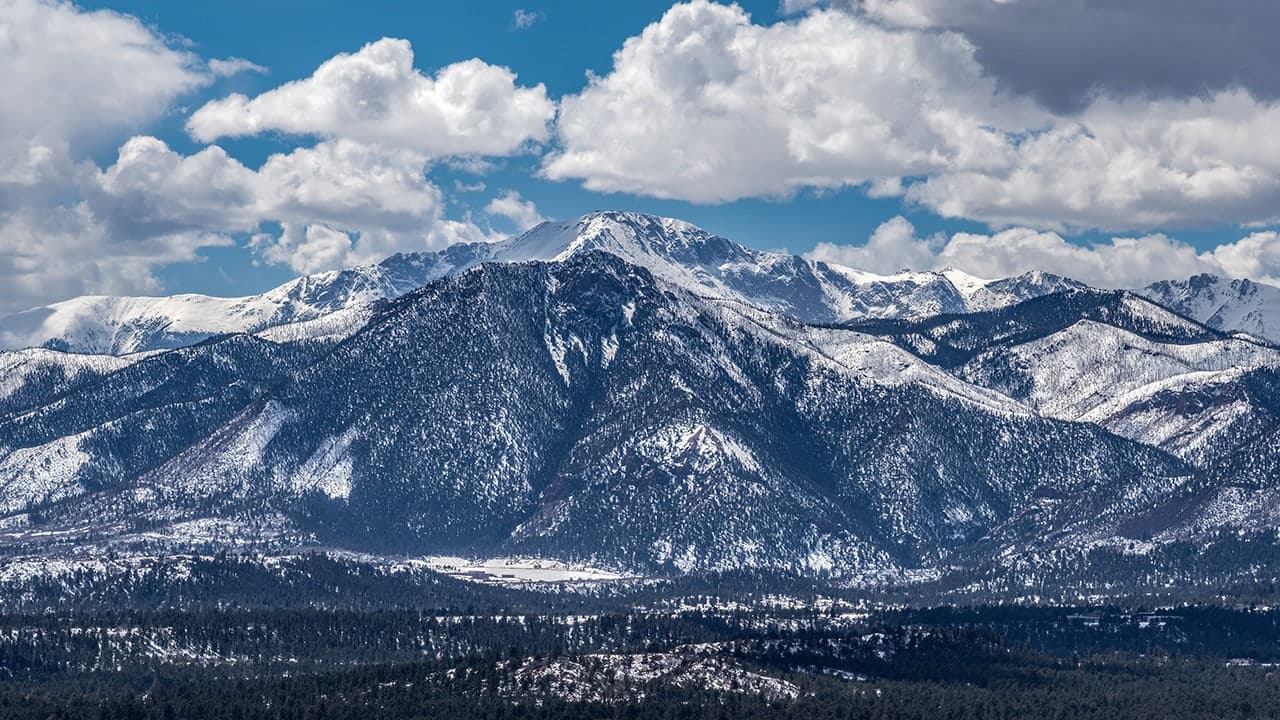Image for Hiker found dead after dayslong search in notorious mountain range