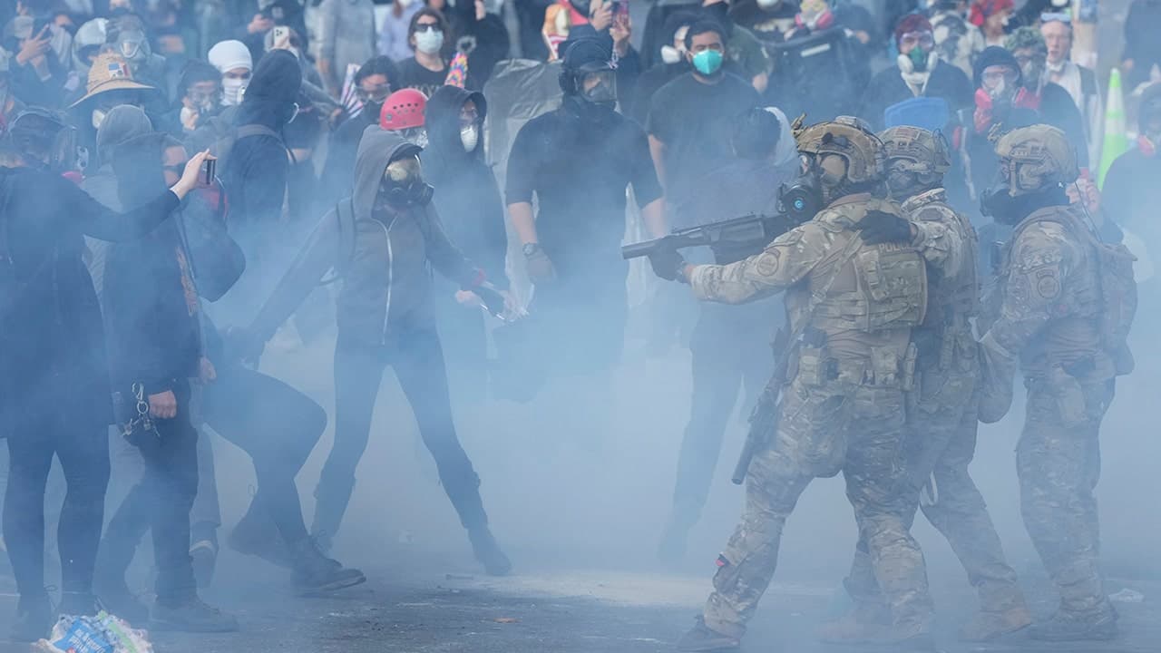 Image for Multiple arrests near Portland ICE building after police declare riot