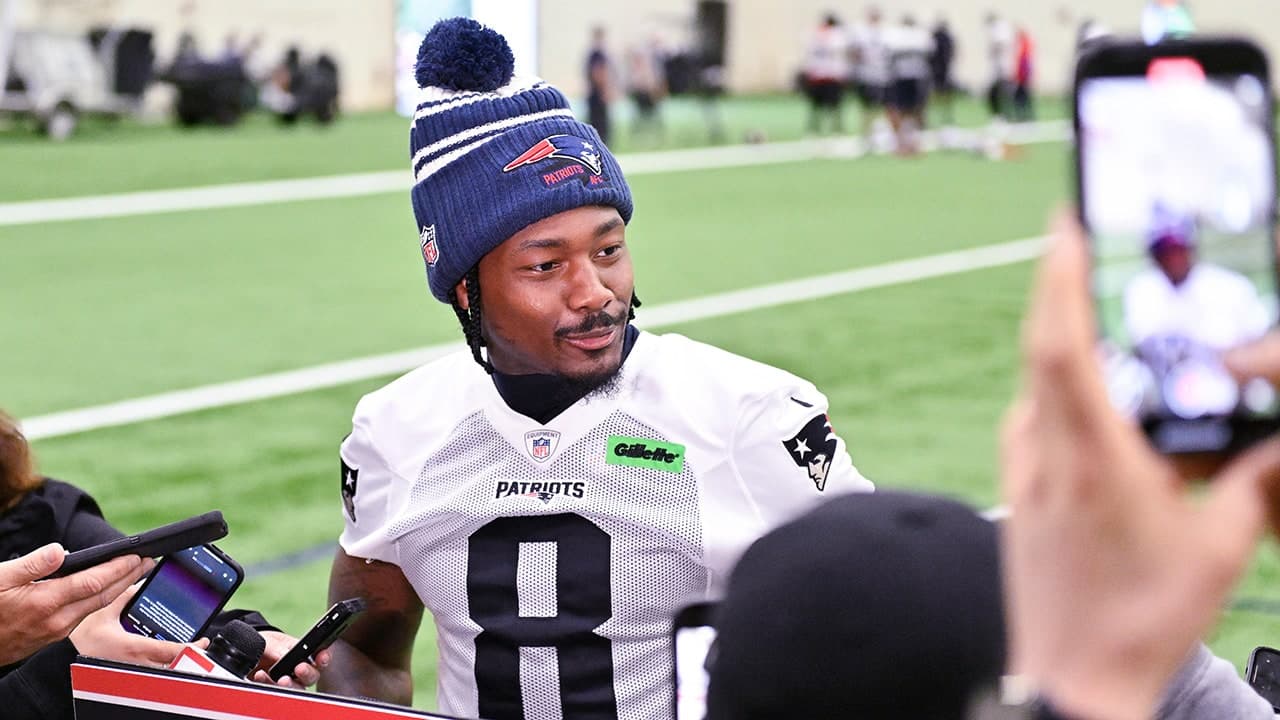 Image for Patriots star Stefon Diggs dodges 'personal' questions related to viral boat video
