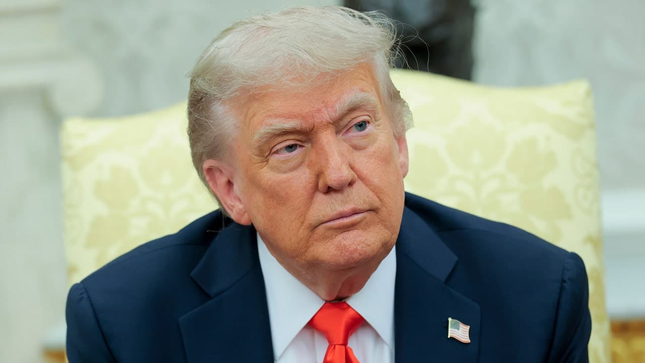 Image for Trump demands special prosecutor investigate 'stolen' 2020 election, loss to Biden